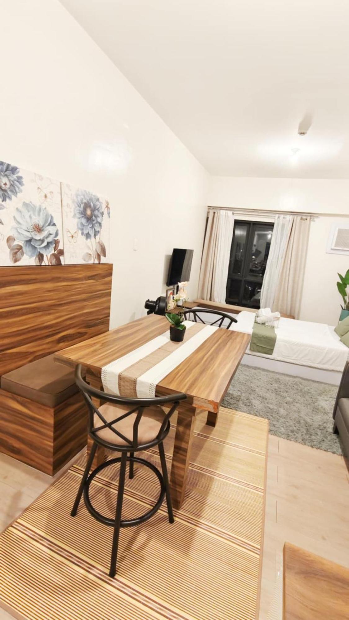 Deluxe One Bedroom By Christine Infront Of Trinoma Mall Aparthotel