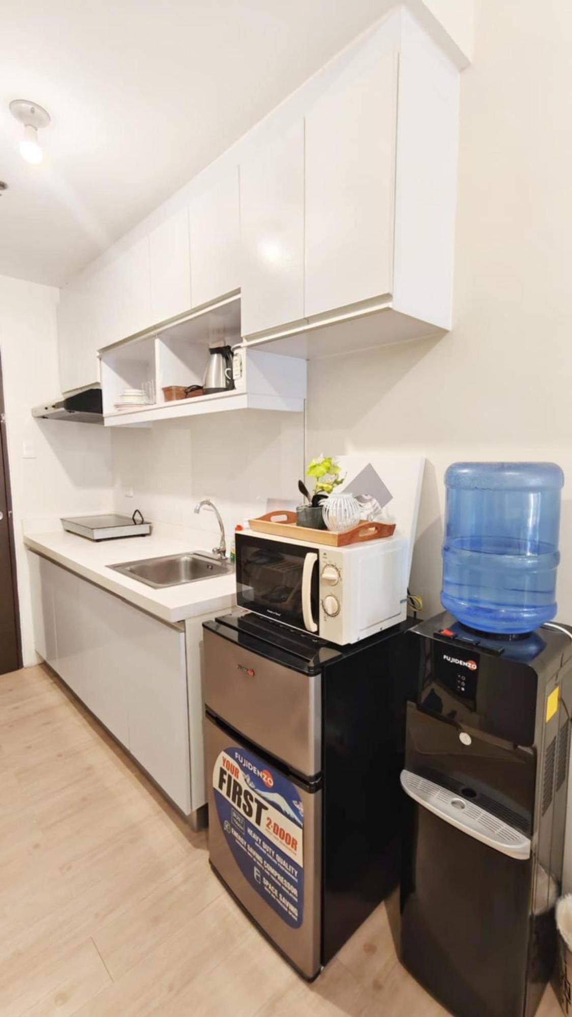 Deluxe One Bedroom By Christine Infront Of Trinoma Mall Aparthotel *